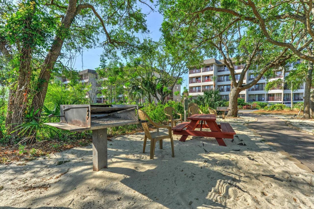 Hilton Head Island Condo With Pool And Beach Access Exterior photo